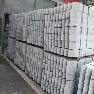 扬州芝麻白树围石 树池