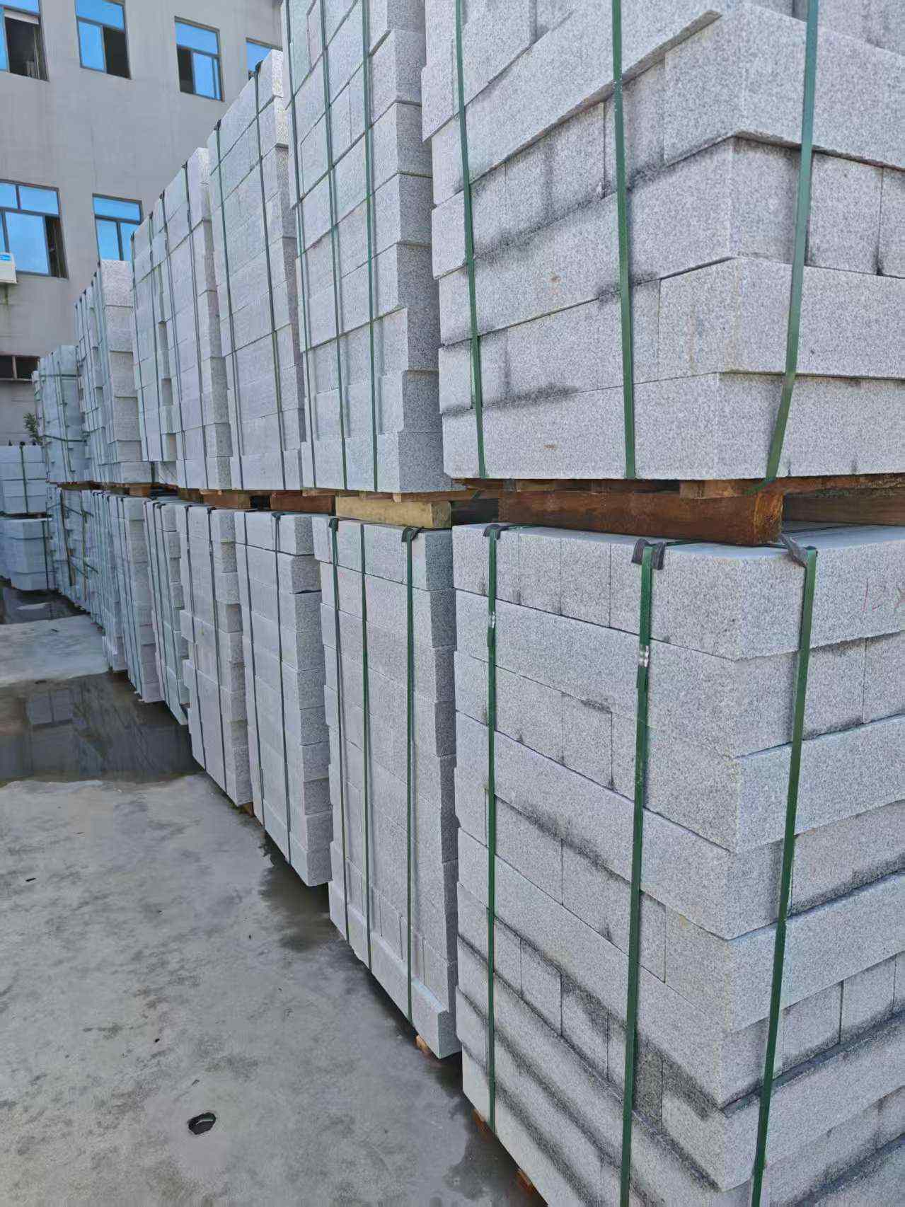 扬州芝麻白路牙石，路侧石